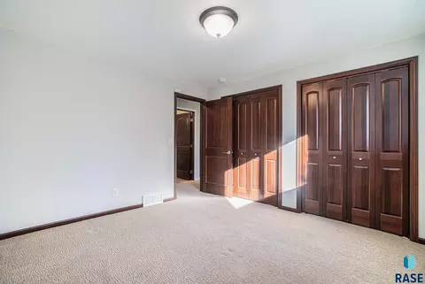 3815 E Shepherd St, Sioux Falls, SD 57103 photo 15