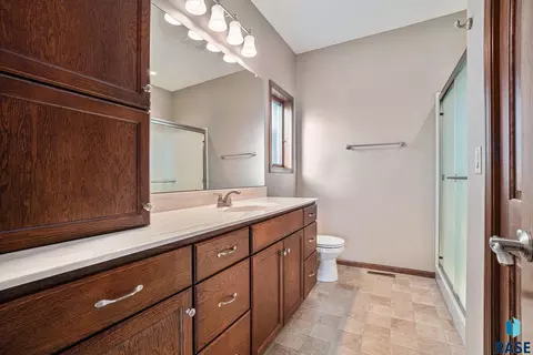 3815 E Shepherd St, Sioux Falls, SD 57103 photo 21