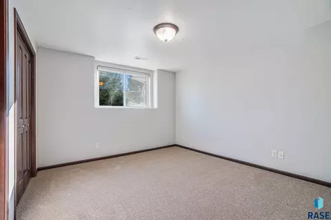 3815 E Shepherd St, Sioux Falls, SD 57103 photo 14