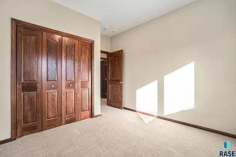 3815 E Shepherd St, Sioux Falls, SD 57103 photo 26
