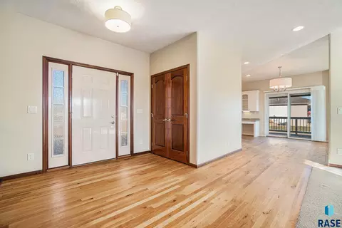 3815 E Shepherd St, Sioux Falls, SD 57103 photo 5