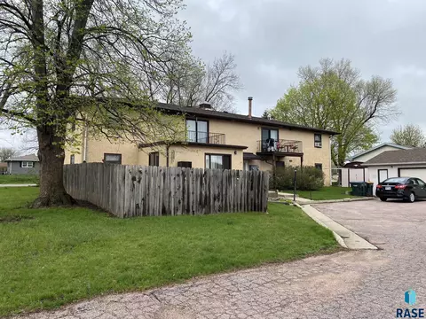 3504 S Cathy Ave, Sioux Falls, SD 57104 photo 11