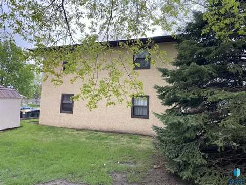 3504 S Cathy Ave, Sioux Falls, SD 57104 photo 15