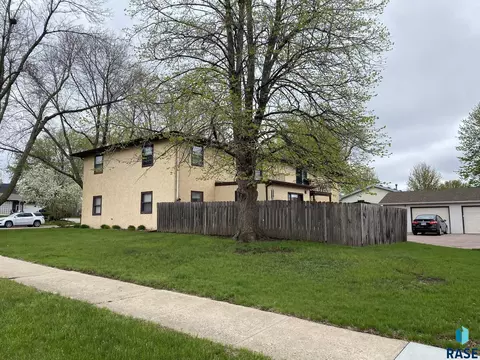 3504 S Cathy Ave, Sioux Falls, SD 57104 photo 7