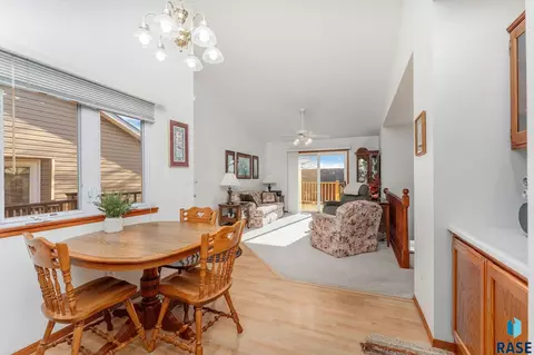 3707 E Mission St, Sioux Falls, SD 57103 photo 8