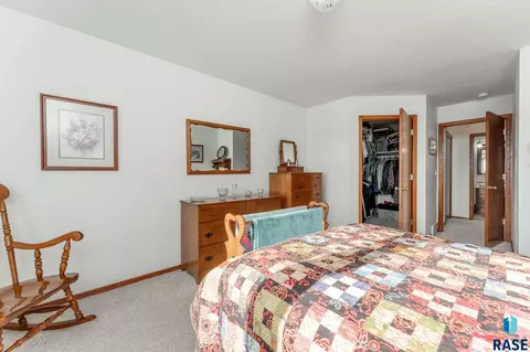 3707 E Mission St, Sioux Falls, SD 57103 photo 10
