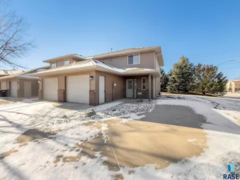 901 S Joseph Pl, Sioux Falls, SD 57106