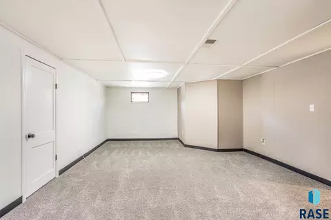 1616 E 7th St, Sioux Falls, SD 57103 photo 19