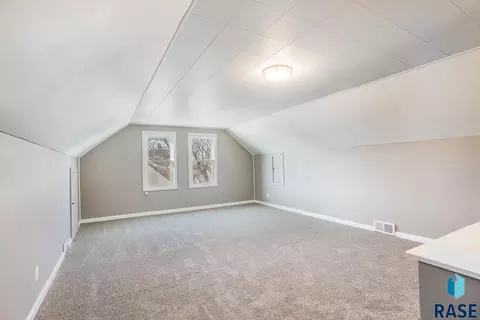 1616 E 7th St, Sioux Falls, SD 57103 photo 16