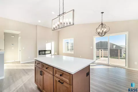 1701 E 70th St N, Sioux Falls, SD 57104 photo 9