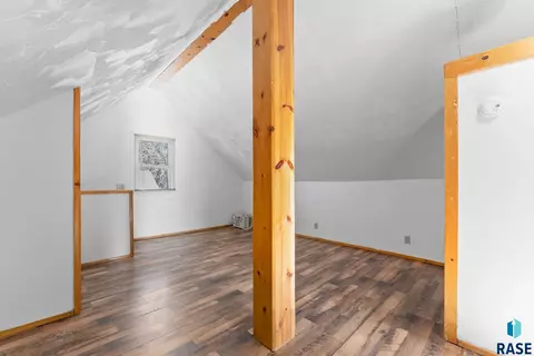 503 S 3rd St, Beresford, SD 57004 photo 24