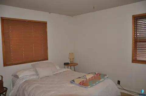 417 NE 7th St, Madison, SD 57042 photo 13