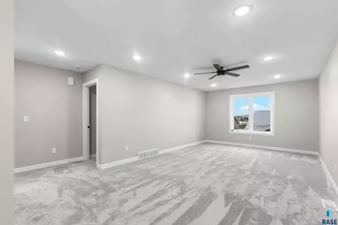 210 E Ivy Rd, Tea, SD 57064 photo 31