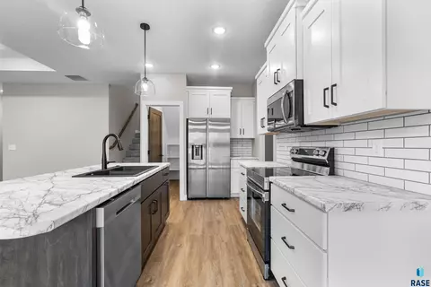 210 E Ivy Rd, Tea, SD 57064 photo 9
