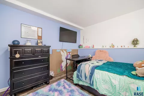 5609 S Mandy Ave, Sioux Falls, SD 57106 photo 24