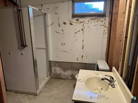 421 S Cherry St, Freeman, SD 57029 photo 52
