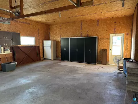 421 S Cherry St, Freeman, SD 57029 photo 59