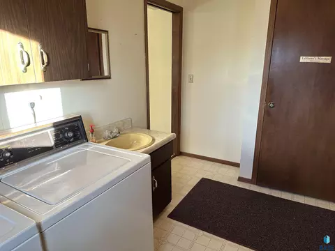 421 S Cherry St, Freeman, SD 57029 photo 44