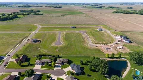 6 Willow Trl, Crooks, SD 57020 photo 3