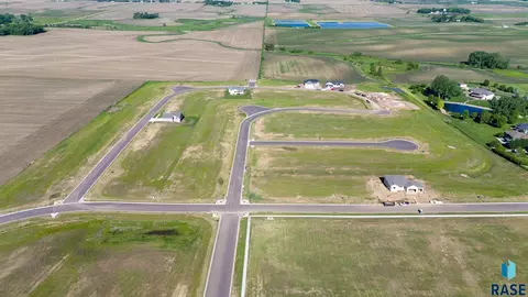 6 Willow Trl, Crooks, SD 57020 photo 4