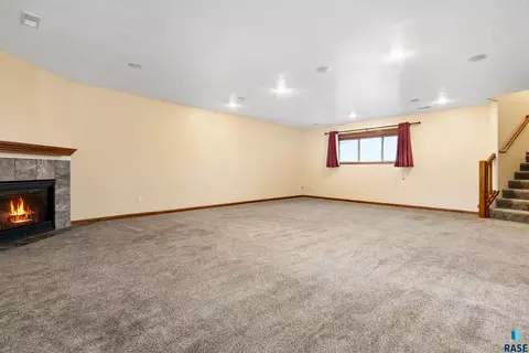 7301 W 64th St, Sioux Falls, SD 57106 photo 5