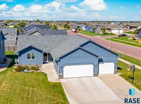 9000 W 22nd St, Sioux Falls, SD 57106 photo 1