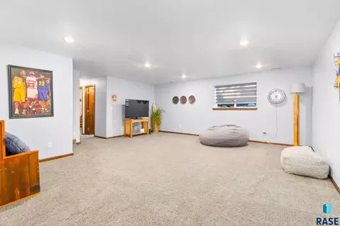 9000 W 22nd St, Sioux Falls, SD 57106 photo 12