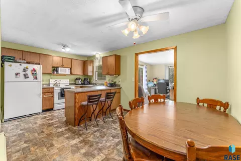 2901 E Klondike Trl, Sioux Falls, SD 57103 photo 7