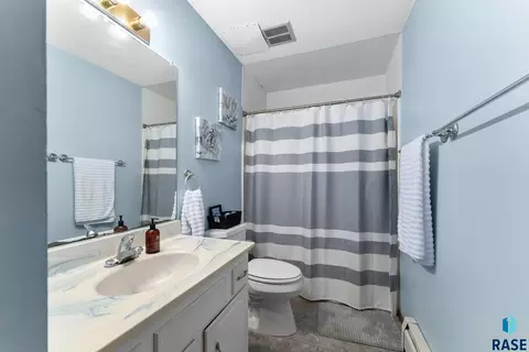 2901 E Klondike Trl, Sioux Falls, SD 57103 photo 5