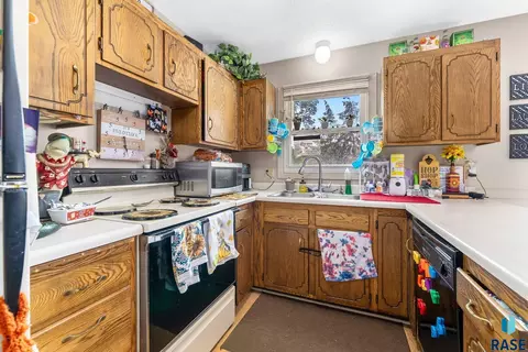 2901 E Klondike Trl, Sioux Falls, SD 57103 photo 23
