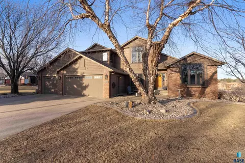 2704 E Thomas Cir, Sioux Falls, SD 57103 photo 49