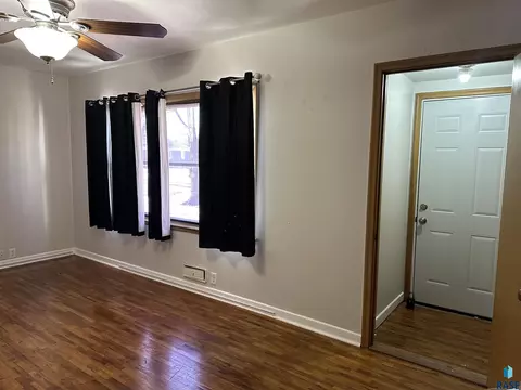 622 S Walnut St, Freeman, SD 57029 photo 8