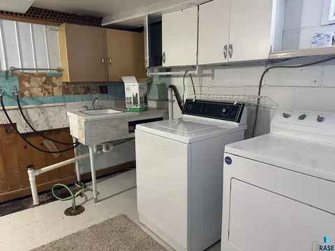 622 S Walnut St, Freeman, SD 57029 photo 26