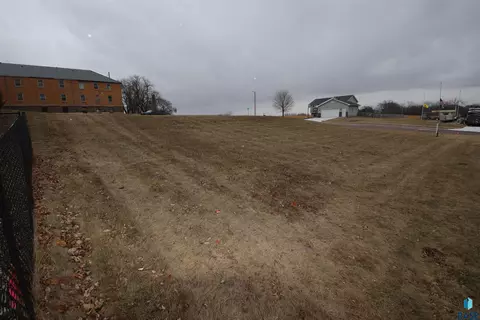 E 3rd St, Canton, SD 57013 photo 6