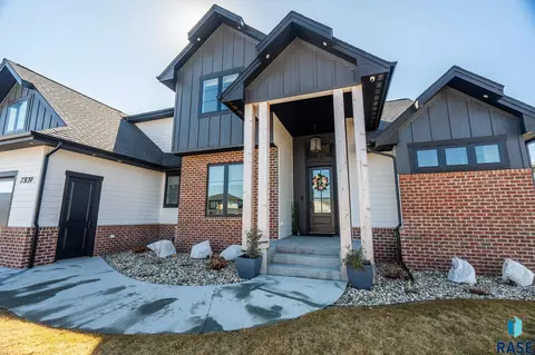 7309 E Gray Eagle Cir, Sioux Falls, SD 57110 photo 34