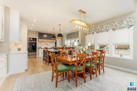 7309 E Gray Eagle Cir, Sioux Falls, SD 57110 photo 4