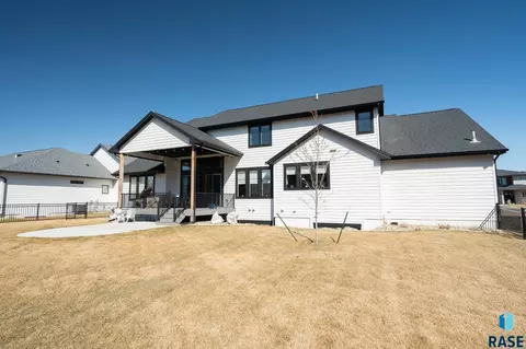 7309 E Gray Eagle Cir, Sioux Falls, SD 57110 photo 39