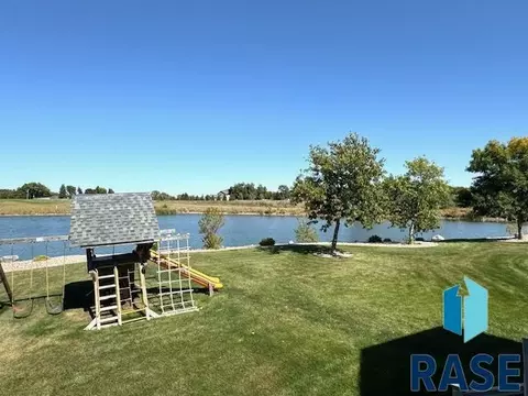 2404 Dean Dr, Mitchell, SD 57301 photo 19