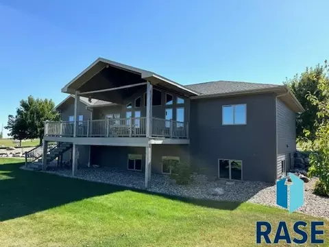 2404 Dean Dr, Mitchell, SD 57301 photo 7