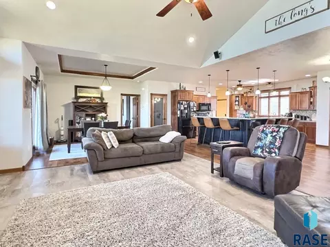 2404 Dean Dr, Mitchell, SD 57301 photo 26