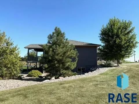 2404 Dean Dr, Mitchell, SD 57301 photo 5