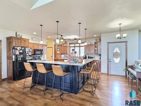 2404 Dean Dr, Mitchell, SD 57301 photo 27