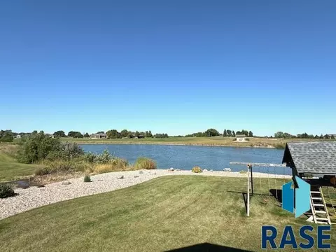 2404 Dean Dr, Mitchell, SD 57301 photo 18