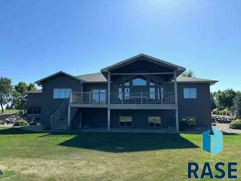 2404 Dean Dr, Mitchell, SD 57301 photo 9