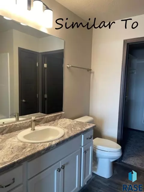 6621 W Gresford Pl, Sioux Falls, SD 57106 photo 8