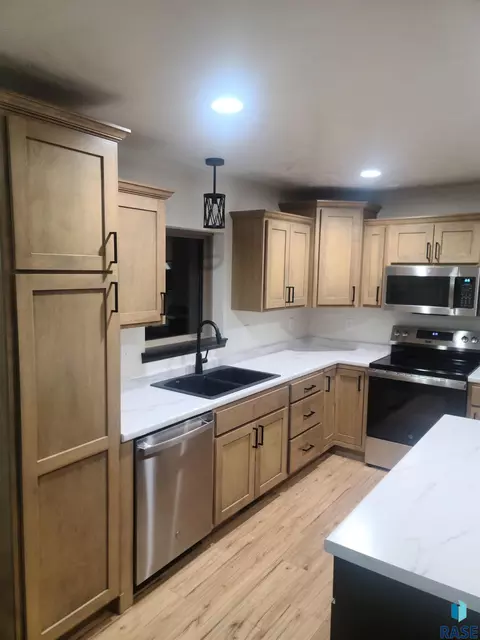 521 Laney Ln, Baltic, SD 57003 photo 8