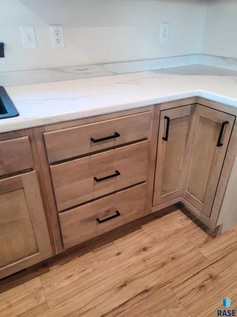521 Laney Ln, Baltic, SD 57003 photo 3