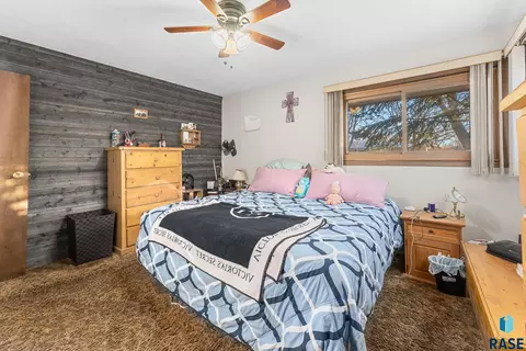305 N Maple St, Viborg, SD 57070 photo 7