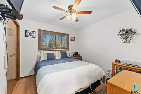 305 N Maple St, Viborg, SD 57070 photo 11