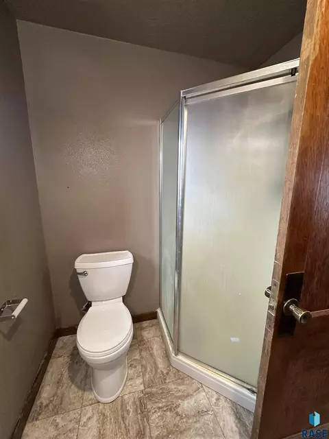 216 W Henry St, Freeman, SD 57029 photo 21